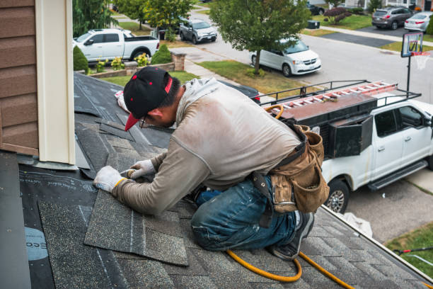 Professional Metal Roofing technician working in Farmland, IN